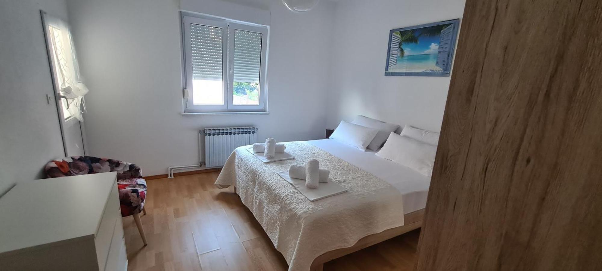 Apartments Adisa Omiš Exteriör bild